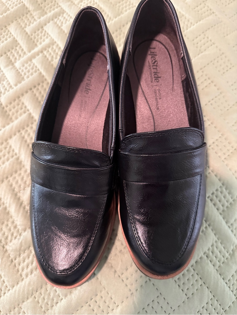 LifeStride Zed 2 Round Toe Loafers in Black - Picture 4 of 6